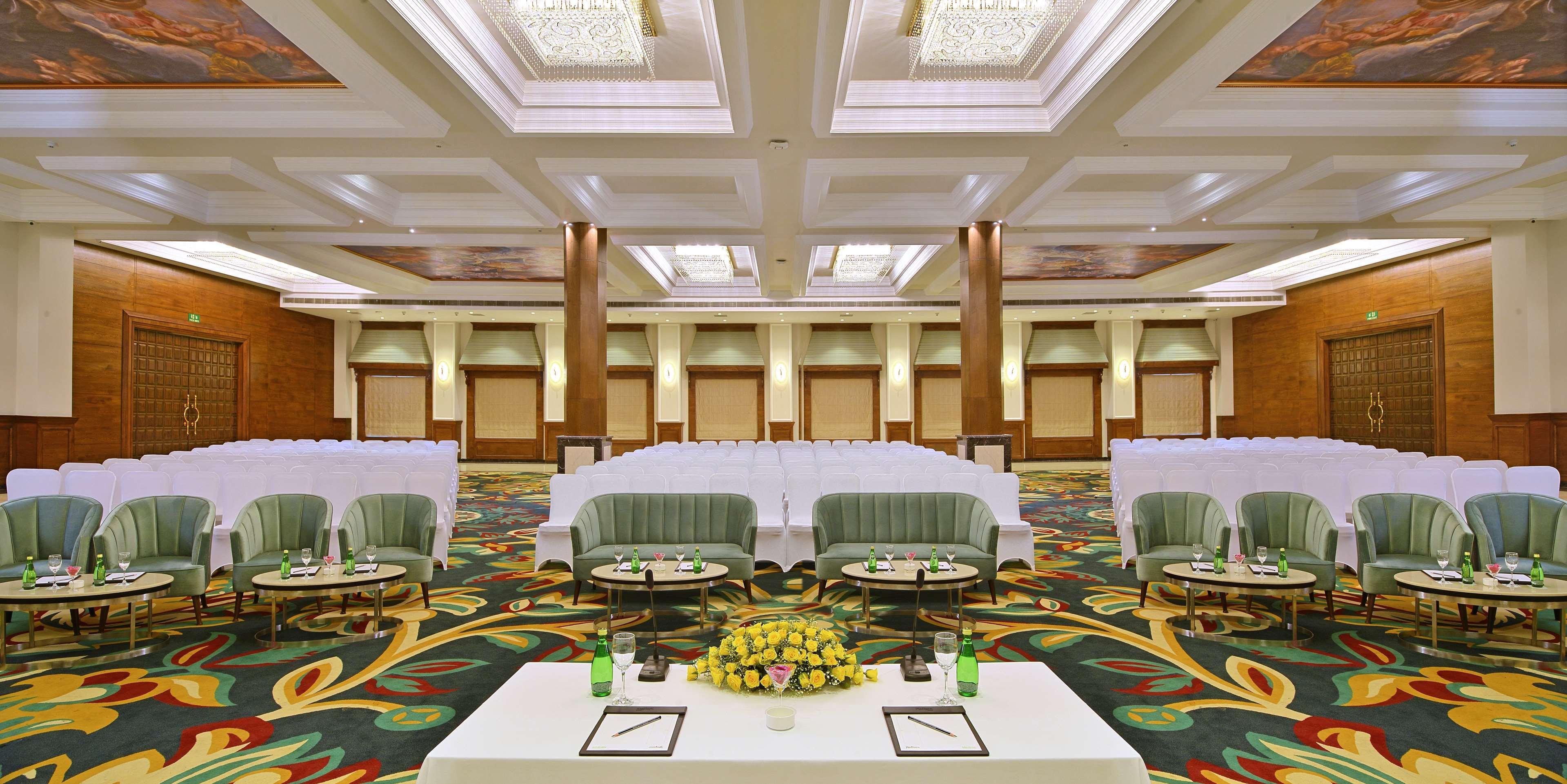 Radisson Chandigarh Zirakpur Eksteriør bilde The Grand Ballroom